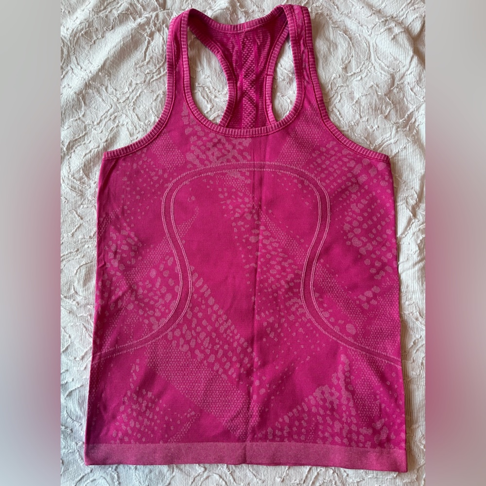 Lululemon size 8 pink tank top for sale